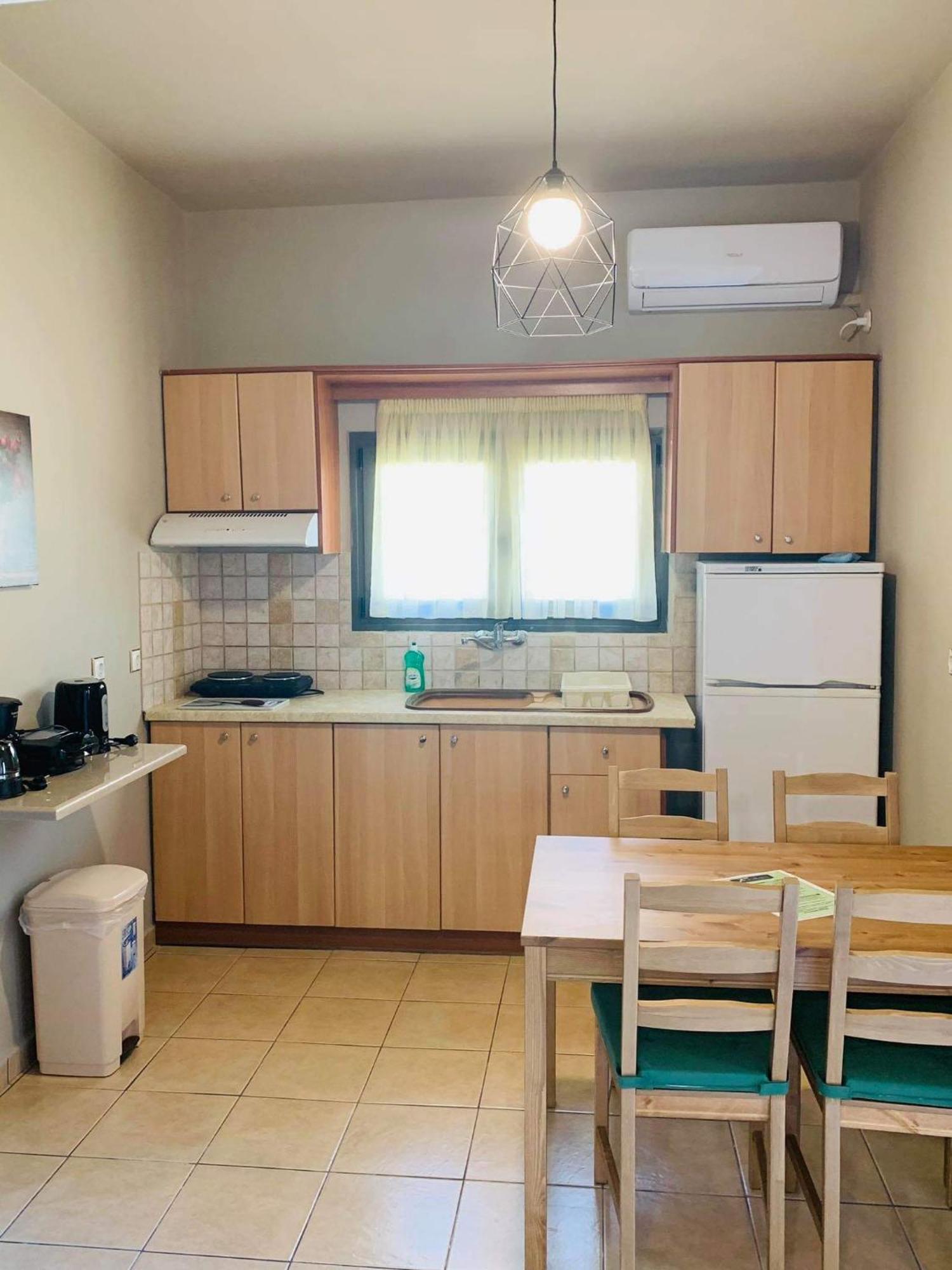 Finikes Apartments 斯陶帕 客房 照片
