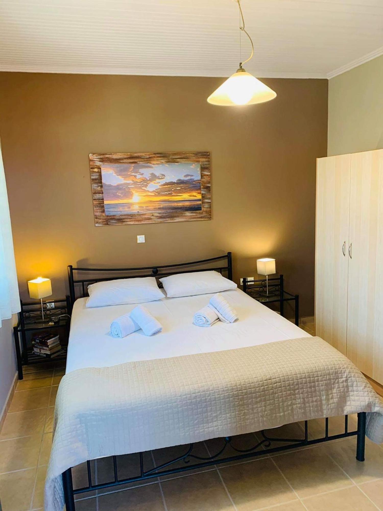 Finikes Apartments 斯陶帕 客房 照片