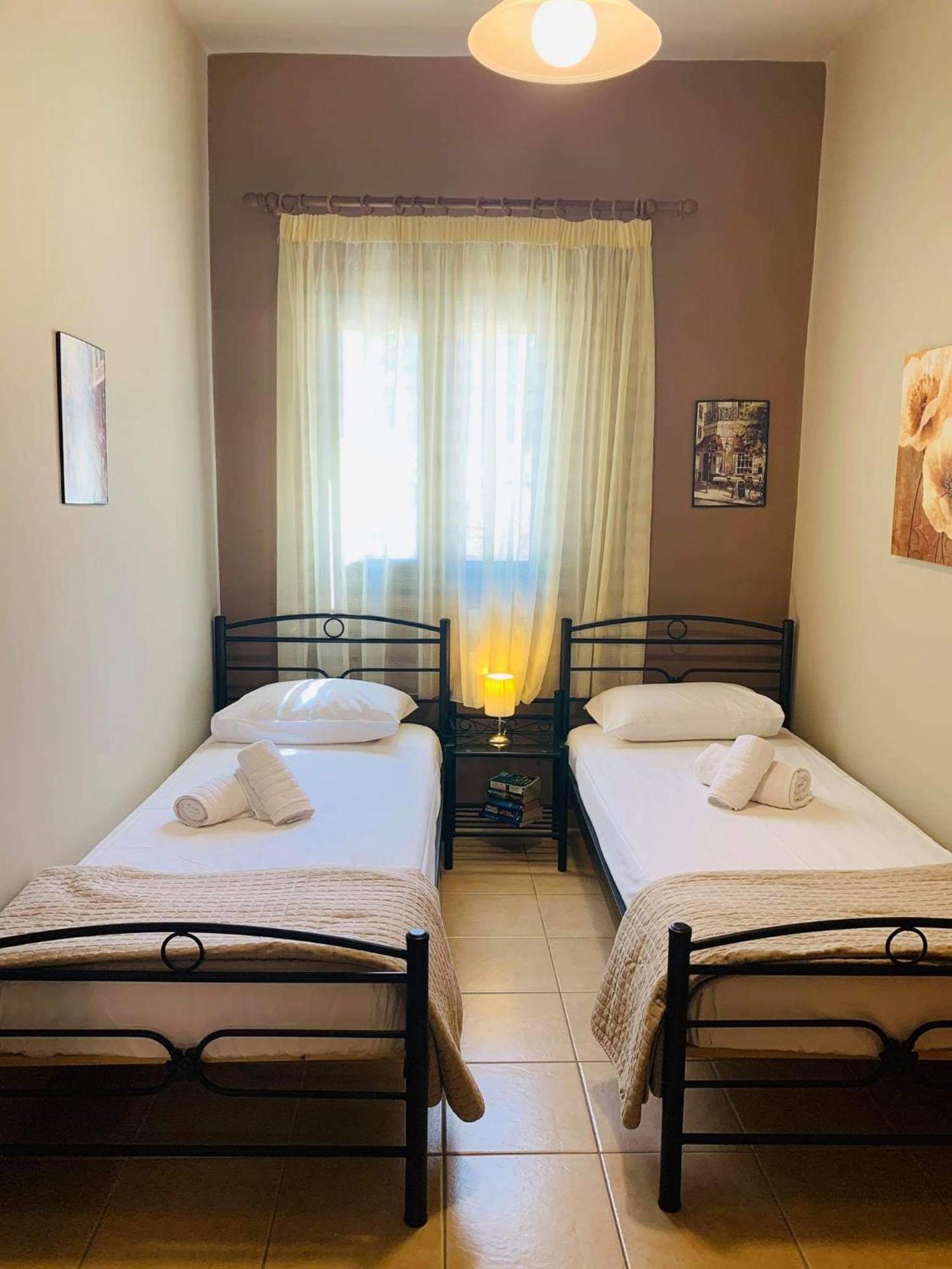Finikes Apartments 斯陶帕 客房 照片
